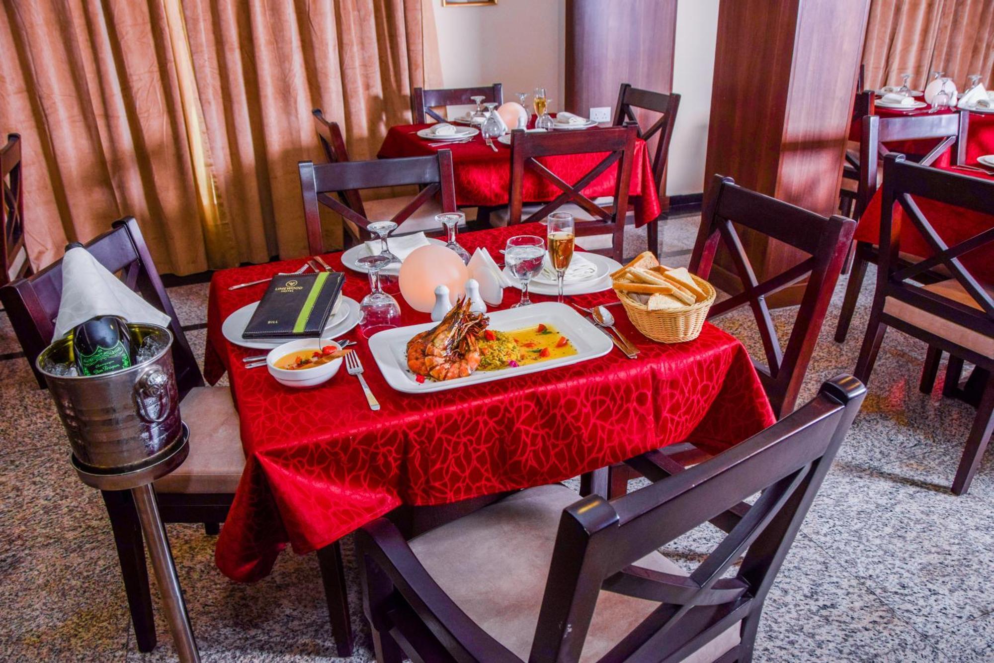 Limewood Hotel Port Harcourt Esterno foto