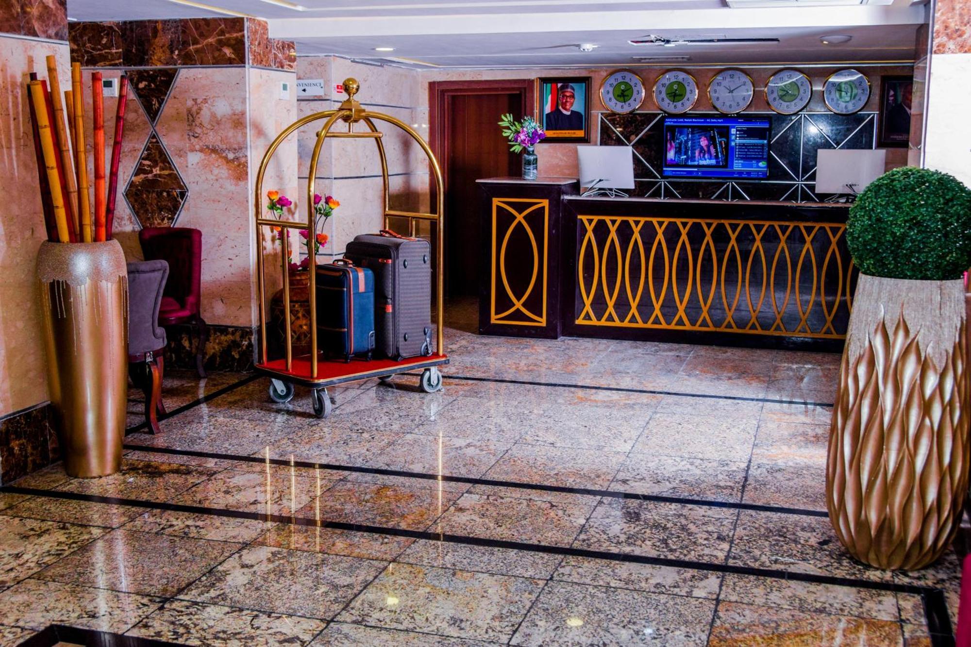 Limewood Hotel Port Harcourt Esterno foto